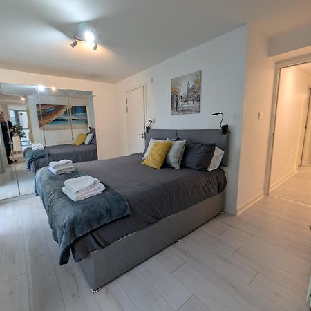 Glasgow City Centre Waterfront Apartment Bagian luar foto