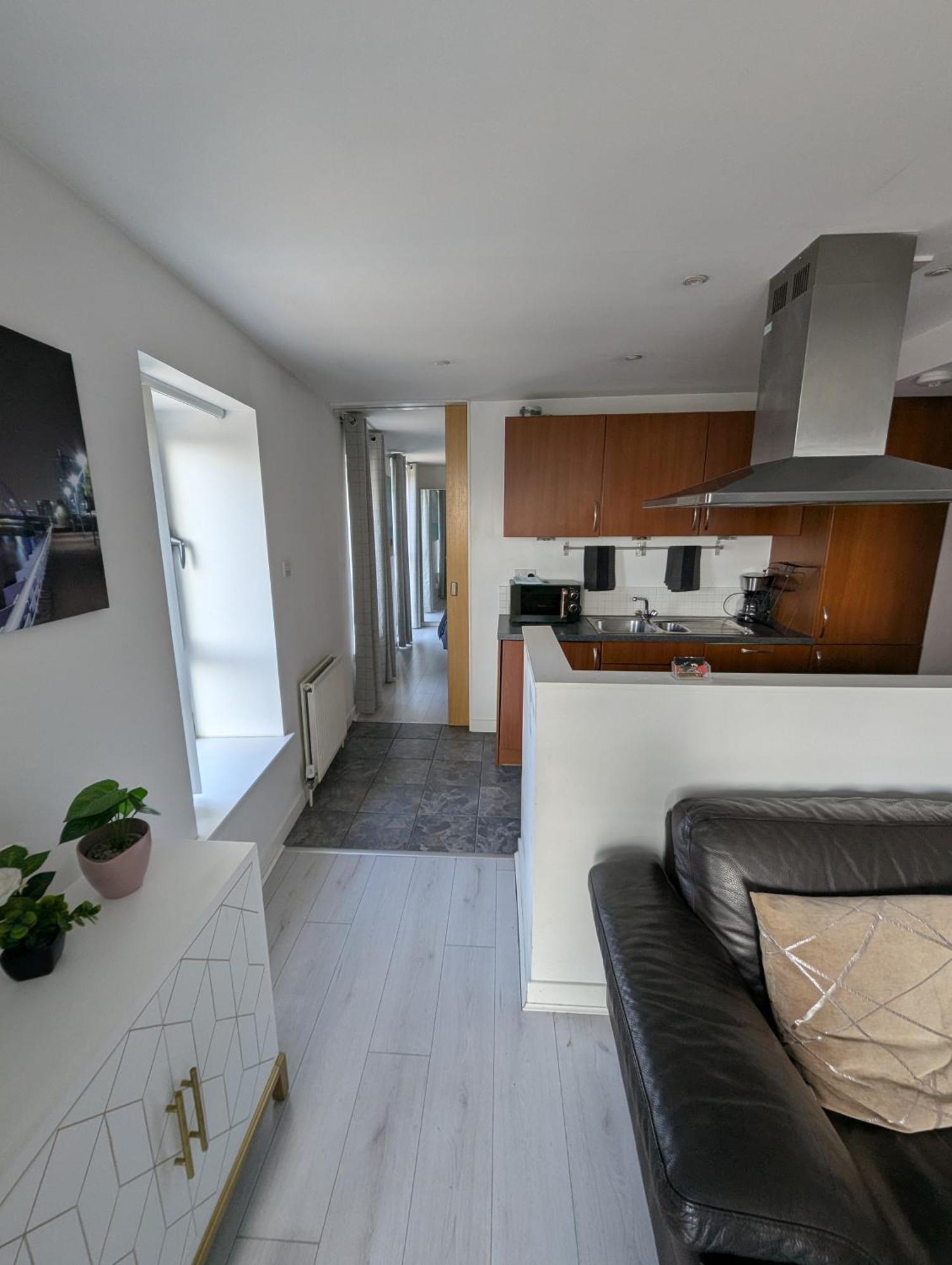 Glasgow City Centre Waterfront Apartment Bagian luar foto